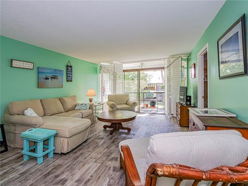apt-h6-400 18th St, Vero Beach, FL, 32960-0835 | Card Image