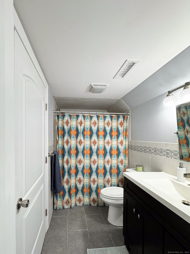 5 Shannon Rdg, House other with 3 bedrooms, 3 bathrooms and null parking in Danbury CT | Image 23
