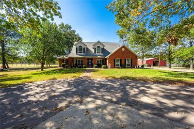 3770 Fm 316, Home with 5 bedrooms, 4 bathrooms and null parking in Eustace TX | Image 1