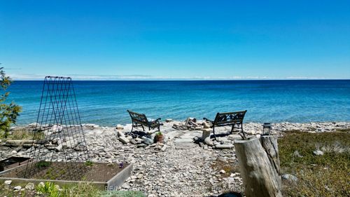 54 Carter Rd, Lion's Head, ON, N0H1W0 | Card Image