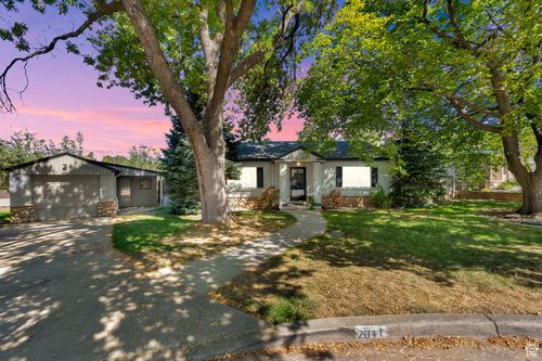 2041 E Ashton Cir, Salt Lake City, UT, 84109-1103 | Card Image