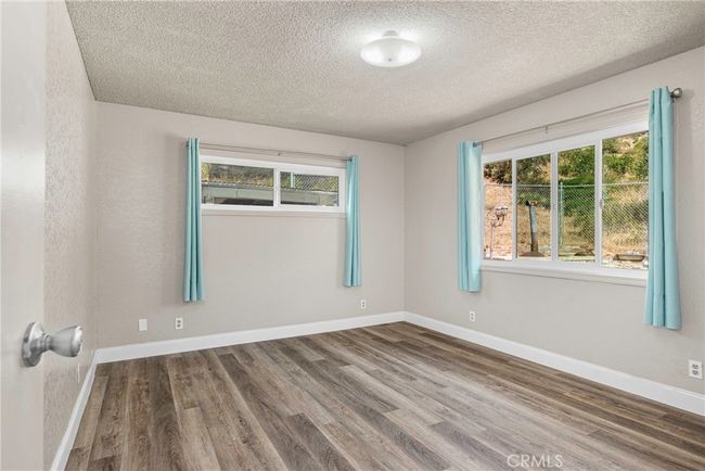 26865 Elizabeth Lake Rd, House other with 2 bedrooms, 2 bathrooms and 2 parking in Lake Hughes CA | Image 34