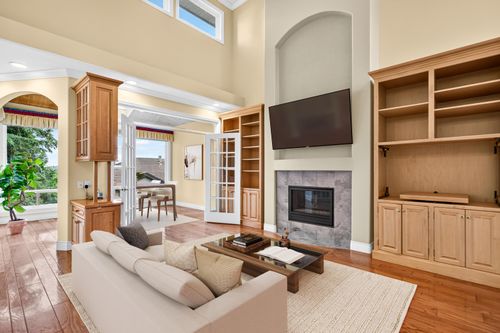 7-688 Citadel Drive, Port Coquitlam, BC, V3C6M8 | Card Image