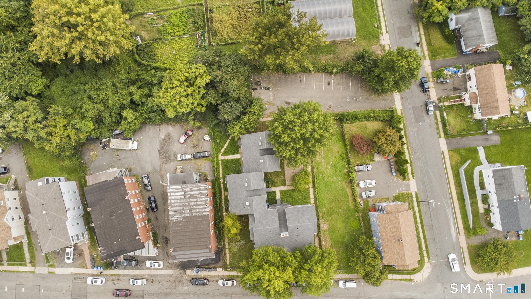 Commercial Lease in Hartford 5