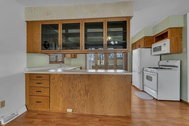 View of Kitchen | Image 11