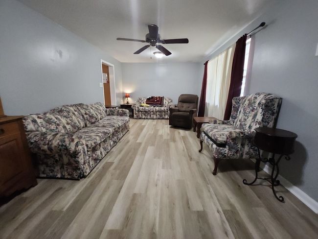 1610 Dupont Dr, House other with 3 bedrooms, 2 bathrooms and null parking in Orange TX | Image 8