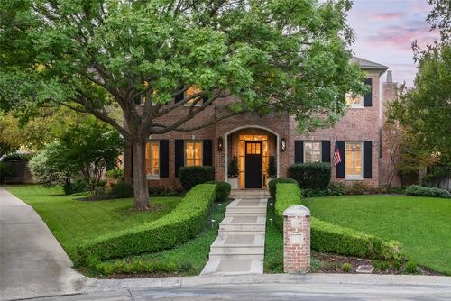 2116 Bradford Park Ct, Fort Worth, TX, 76107-3669 | Card Image