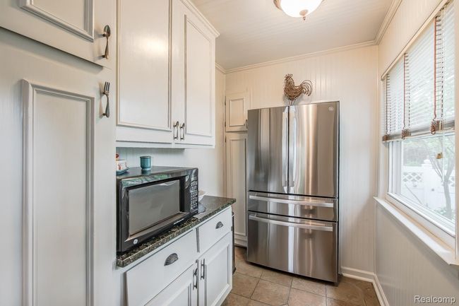 Pantry area w. new refrigerator | Image 19
