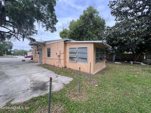 4022 Emerson St, Jacksonville, FL, 32207-4706 | Card Image