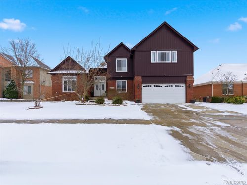 48194 Lamplighter Trl, Macomb, MI, 48044-1433 | Card Image