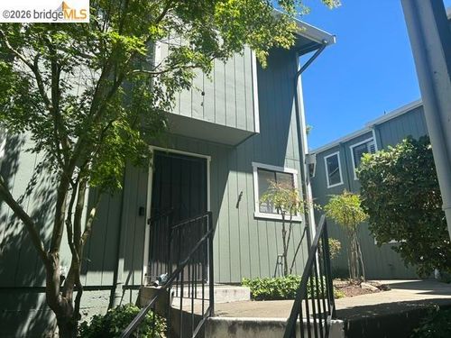 1152 Maywood Ln, Martinez, CA, 94553-4170 | Card Image