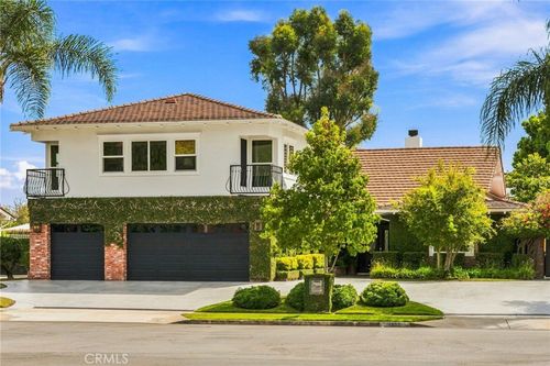 1000 Dover Dr, Newport Beach, CA, 92663-5720 | Card Image