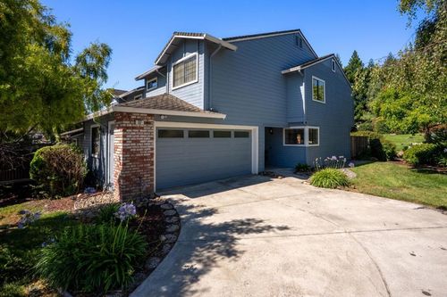 37 Winding Way, Watsonville, CA, 95076 | Card Image