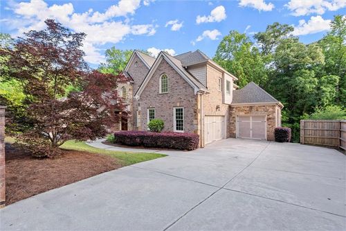 980 Pine Grove Rd, Roswell, GA, 30075-3211 | Card Image