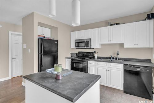 12-2358 Rae St, Regina, SK, S4T2G2 | Card Image
