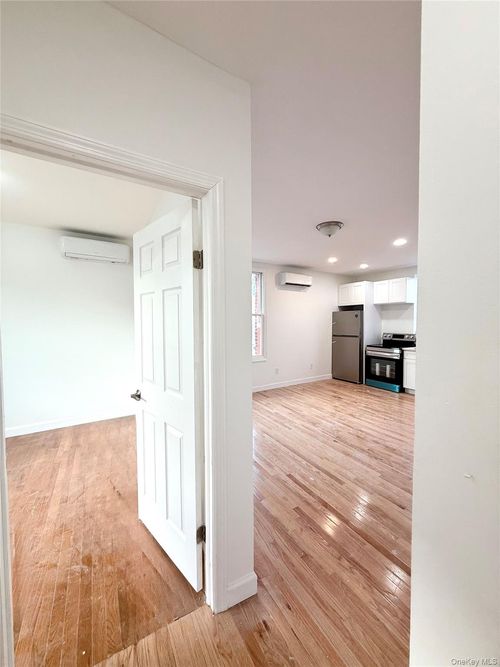 629 E 89th St, Brooklyn, NY, 11236-3463 | Card Image