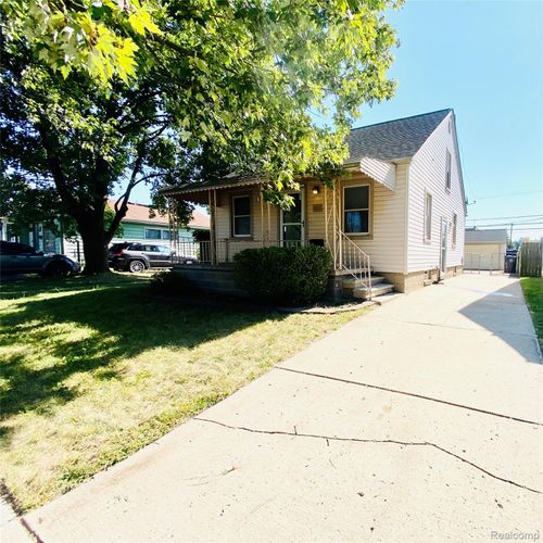 17632 Henry St, Melvindale, MI, 48122-1041 | Card Image