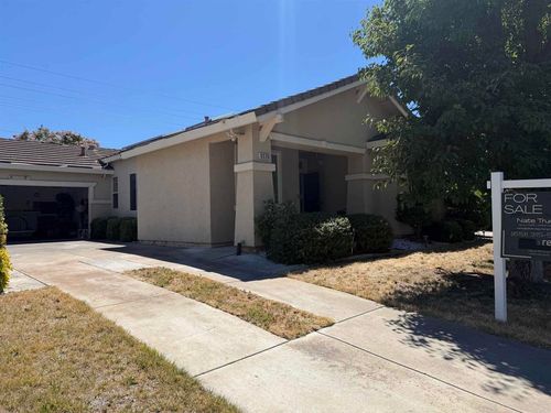 9326 Bennoel Way, Elk Grove, CA, 95758 | Card Image