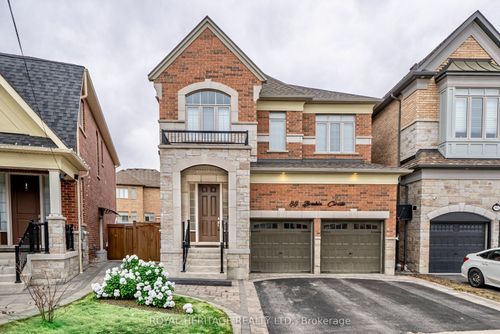 88 Brabin Circle, Whitby, ON, L1P0C1 | Card Image
