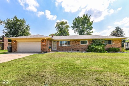 8245 Palmetto Ln, Indianapolis, IN, 46217-4552 | Card Image