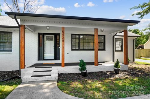 5428 Barnsdale Ln, Mint Hill, NC, 28227-9392 | Card Image
