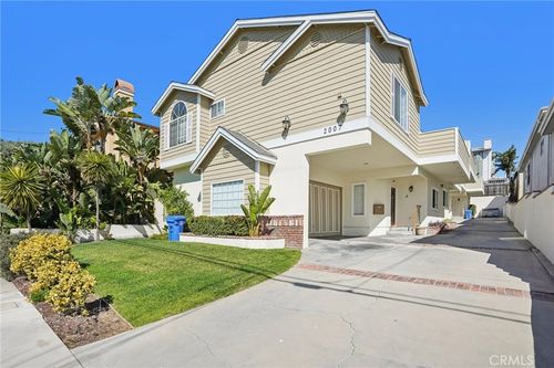 b-2007 Carnegie Ln, Redondo Beach, CA, 90278 | Card Image