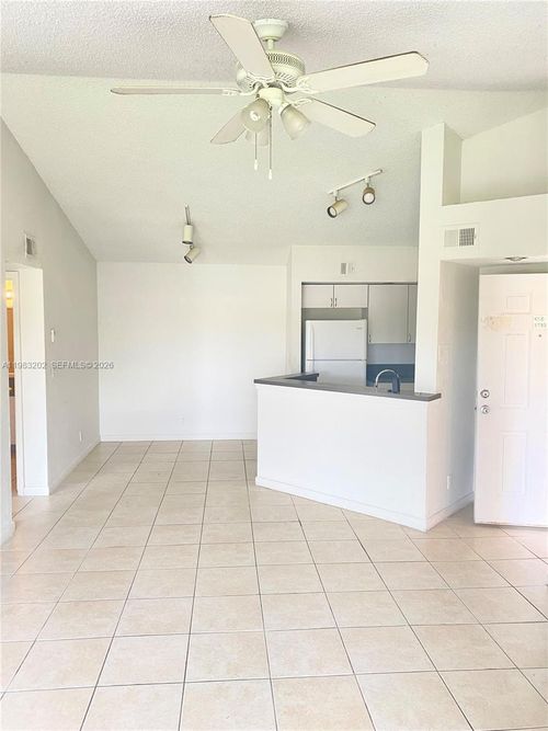 apt-1833-3310 Pinewalk Dr N, Margate, FL, 33063-9341 | Card Image