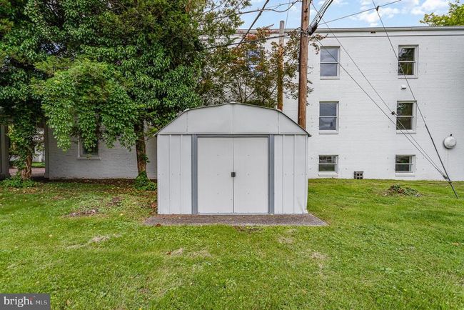 104 Miller Ln, Home with 3 bedrooms, 2 bathrooms and null parking in HARRISBURG PA | Image 27