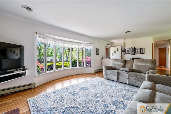 36 Buffa Dr, House other with 3 bedrooms, 3 bathrooms and null parking in Somerset NJ | Image 7