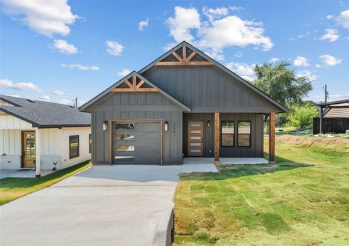 3321 Brazos River Dr, Granbury, TX, 76048-5807 | Card Image