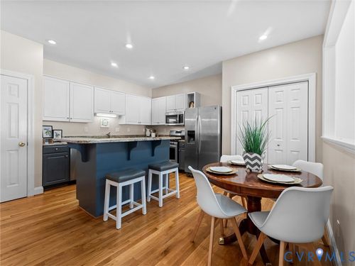 apt-d-302 Myrtle St, Ashland, VA, 23005-2522 | Card Image