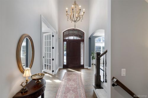 3010 E Bradford Dr, Bloomfield Hills, MI, 48301-4138 | Card Image