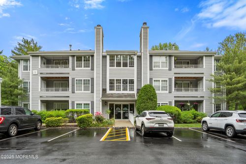 102-102 Raintree Ct, Helmetta, NJ, 08828-1100 | Card Image