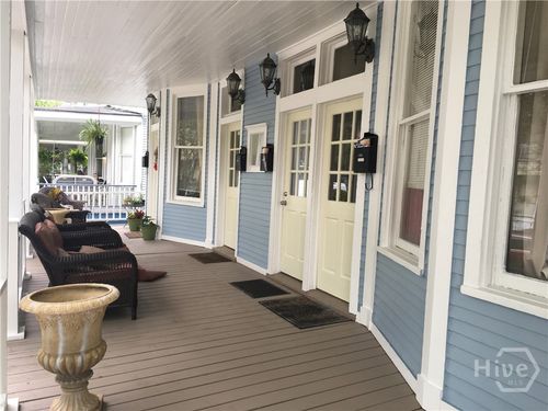 516B E Bolton St, savannah, GA, 31401-5922 | Card Image