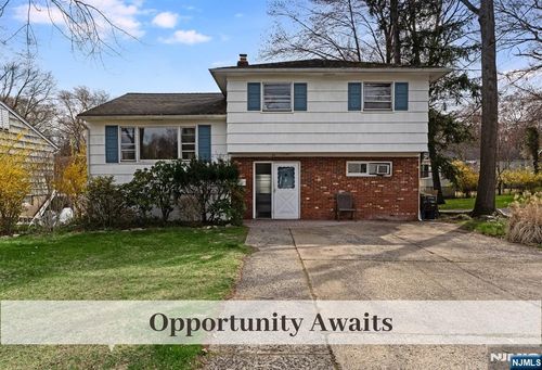 29 Lindbergh Pkwy, Waldwick, NJ, 07463-1326 | Card Image