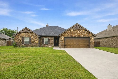 940 Elk Ridge Dr, Stephenville, TX, 76401-6067 | Card Image