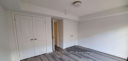 25-205 W Oak Trl, Kitchener, ON, N2R0R9 | Card Image