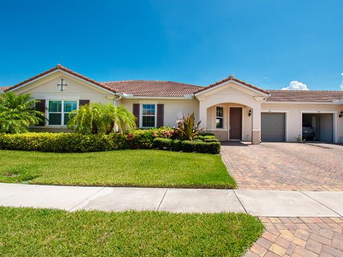 351 Monaco Pl, Vero Beach, FL, 32960-7089 | Card Image