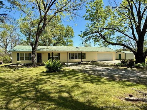 105631 S 4680 Rd, Sallisaw, OK, 74955-7174 | Card Image