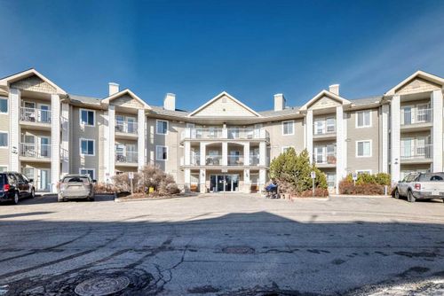 3129-6818 Pinecliff Grove Ne, Calgary, AB, T1Y7L2 | Card Image