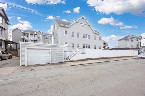 916 County St, Fall River, MA, 02723-3233 | Card Image