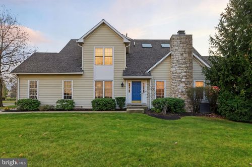 105 Birkdale Dr, BLUE BELL, PA, 19422-3267 | Card Image