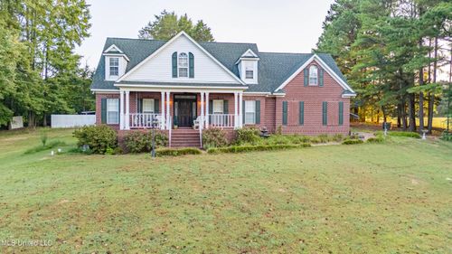 19 Peel Ln, Holly Springs, MS, 38635-8257 | Card Image