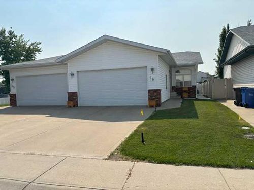 58 Logan Close, Red Deer, AB, T4R2N8 | Card Image