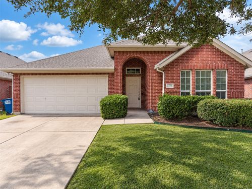 2353 Evening Song Dr, Little Elm, TX, 75068-7644 | Card Image