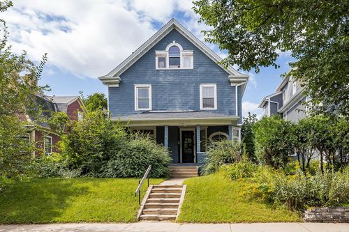 2432 Lyndale Ave S, Minneapolis, MN, 55405-3333 | Card Image