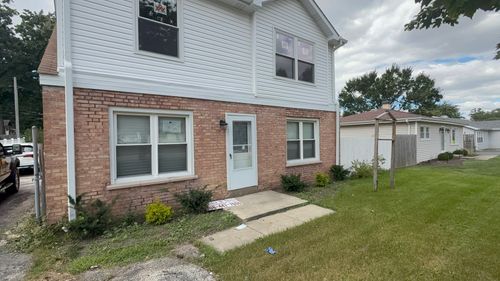 242 Highland Rd, Willowbrook, IL, 60527-7016 | Card Image