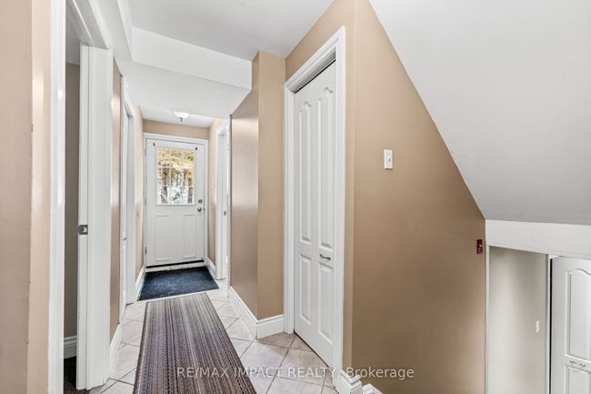 1158 Weller St, House other with 6 bedrooms, 2 bathrooms and 4 parking in Peterborough ON | Image 22