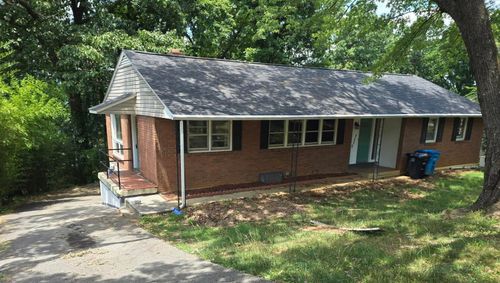 2532 Roundtop Rd Nw, Roanoke, VA, 24012 | Card Image