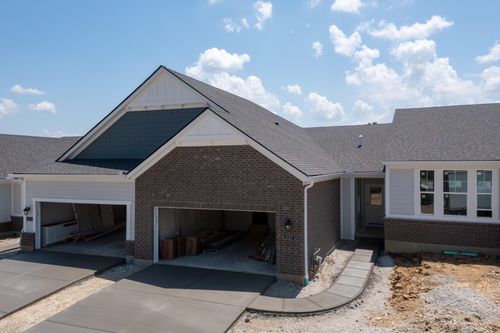2127 Ridgeline Dr, Hebron, KY, 41048-3525 | Card Image